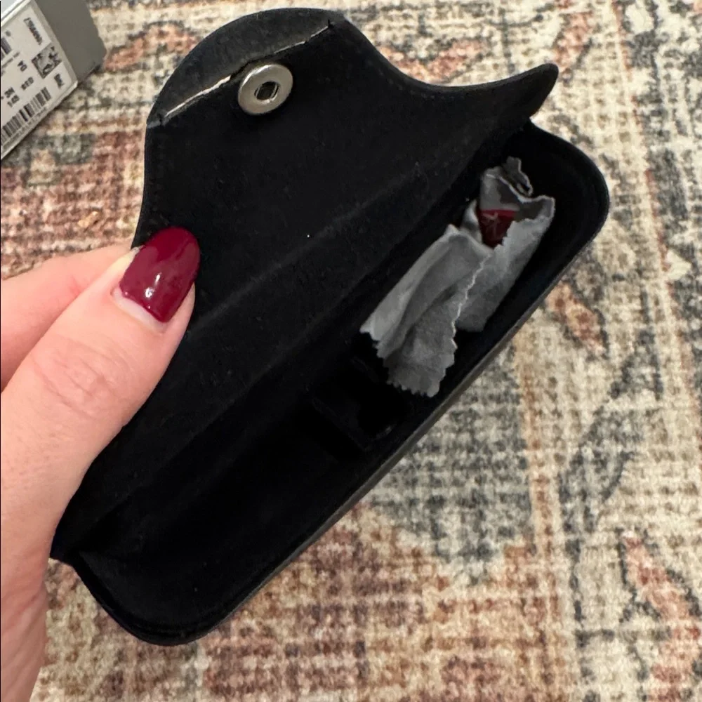 Authentic RayBan RB2132 New Wayfarer Sunglasses, Tortoise Frame, Brown Lenses - Picture 14 of 16